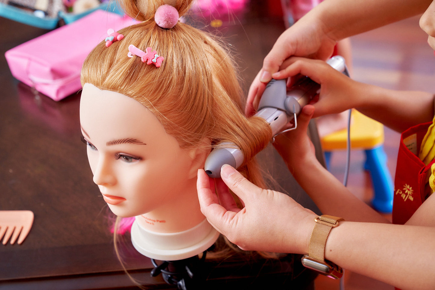 My BeautyShop Pal - SARA Doll and Hair Accessory Premium Kit (#72001)