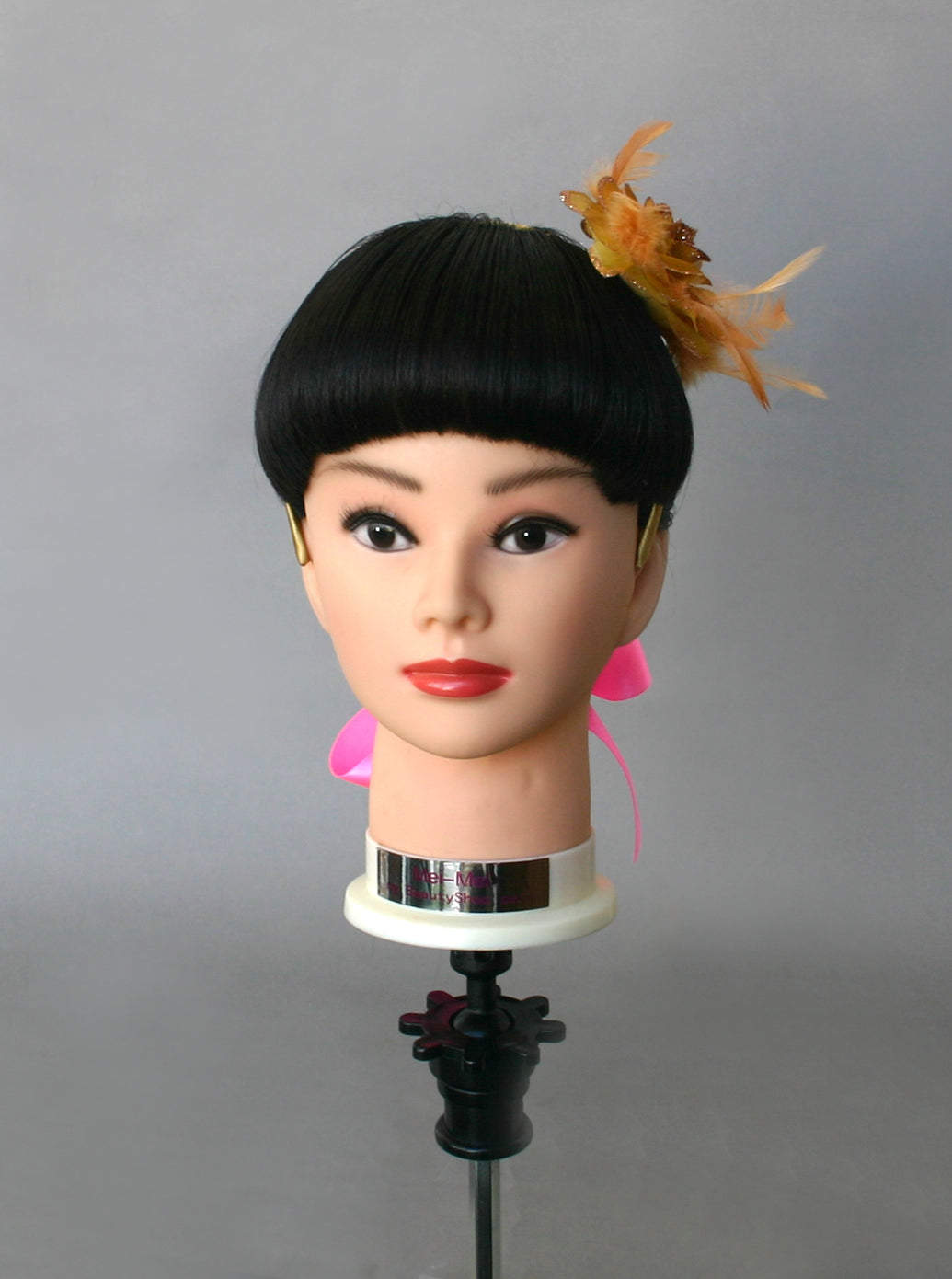 My BeautyShop Pal - SOFIA Doll and Hair Accessory Basic Kit (#72042)