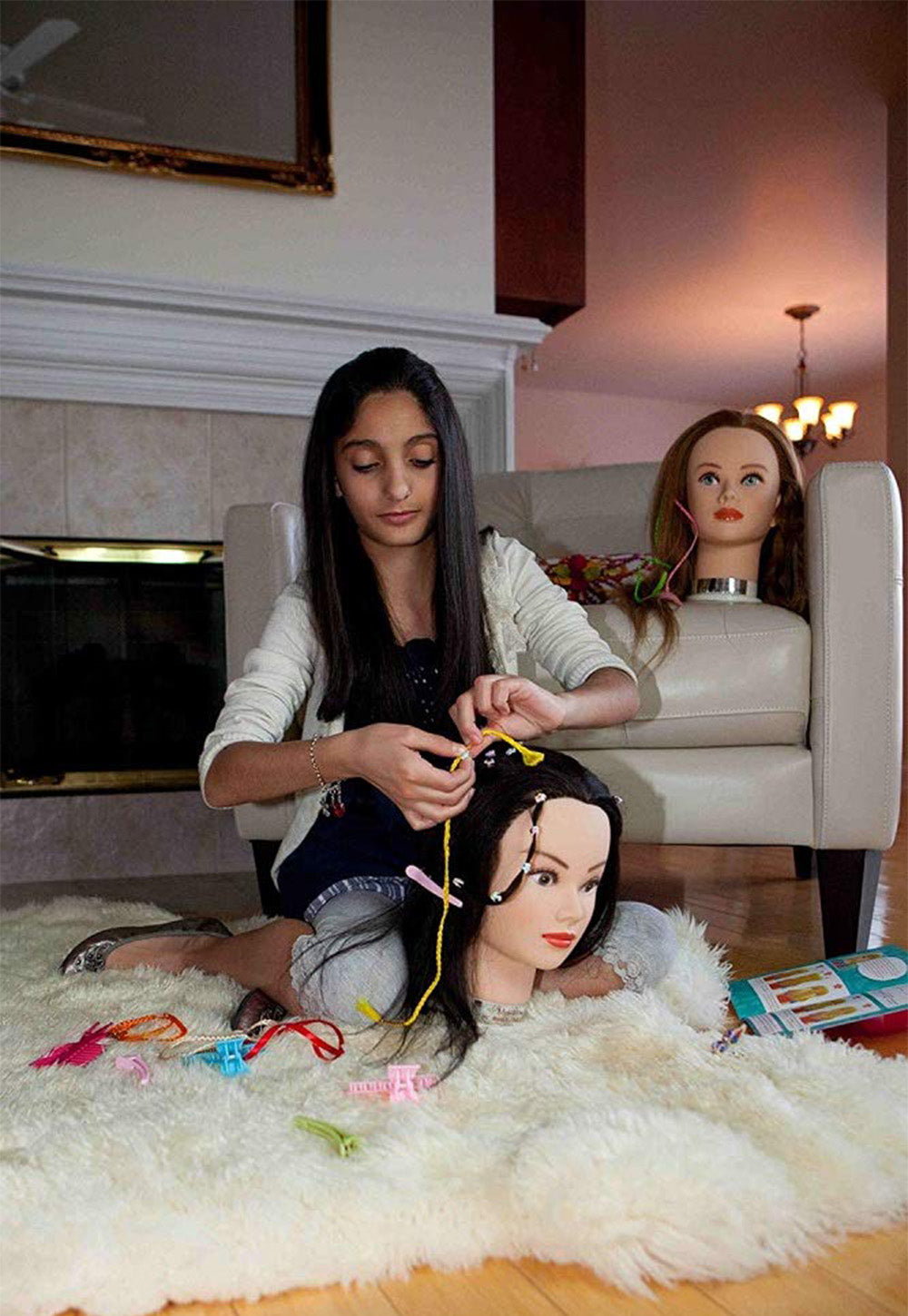 My BeautyShop Pal - SOFIA Doll and Hair Accessory Basic Kit (#72042)