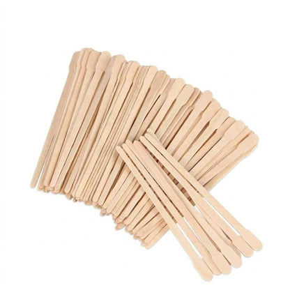 Small wooden spatulas fanned out