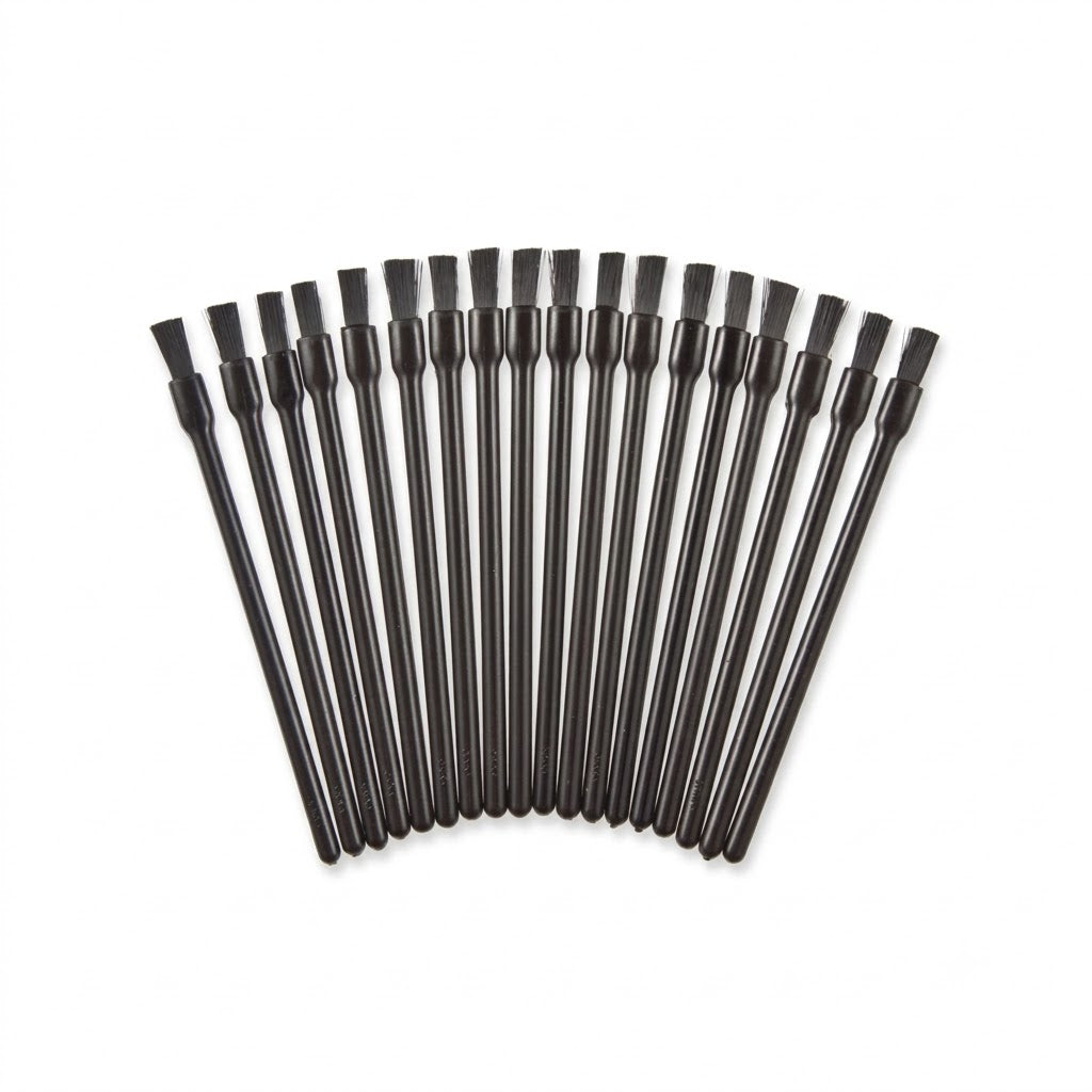 Close view of tapered lip brush tip