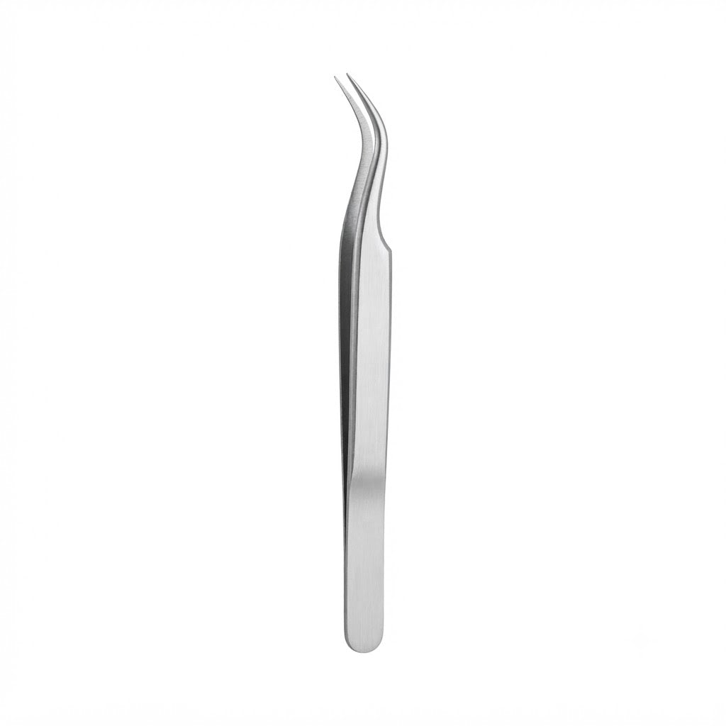 Close view of curved tweezer tips